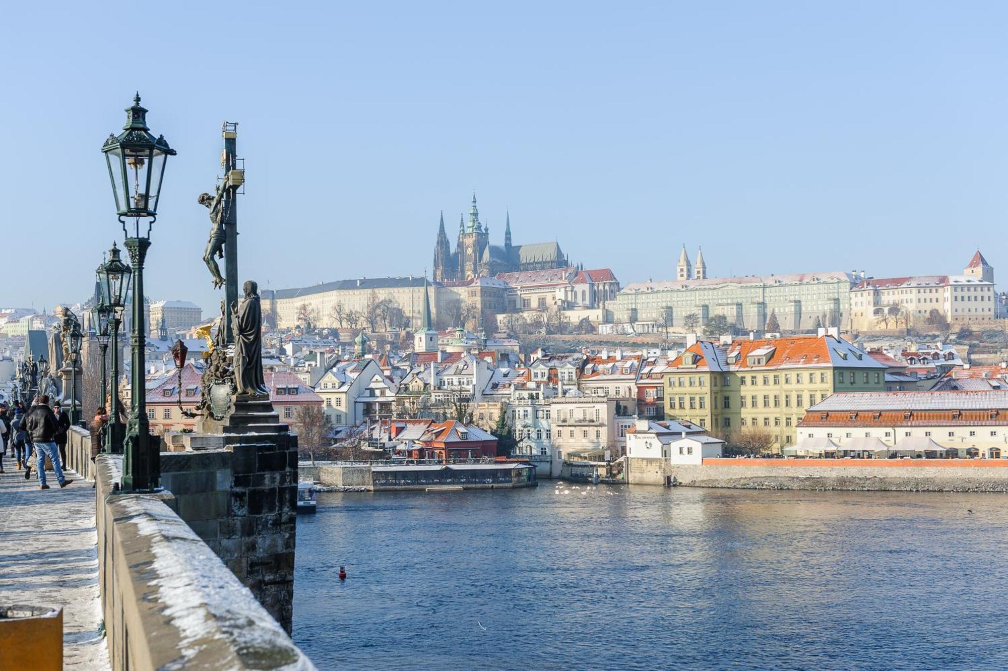 Spacious Apartments Near Karlin Square Praga Exterior foto
